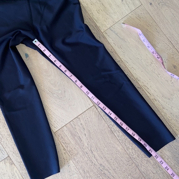 Beyond Yoga flip it and reverse it reversible leggings S black lotus - Picture 11 of 11
